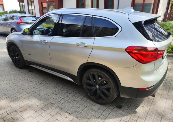 BMW X1 cena 94999 przebieg: 75000, rok produkcji 2018 z Pasym małe 154
